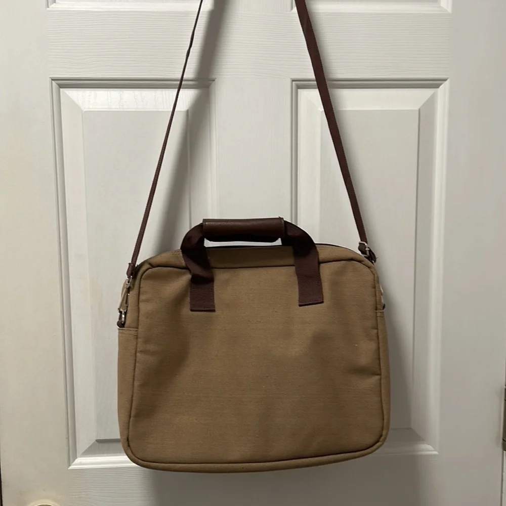 Bella Russo Unisex Canvas Computer/Book Bag